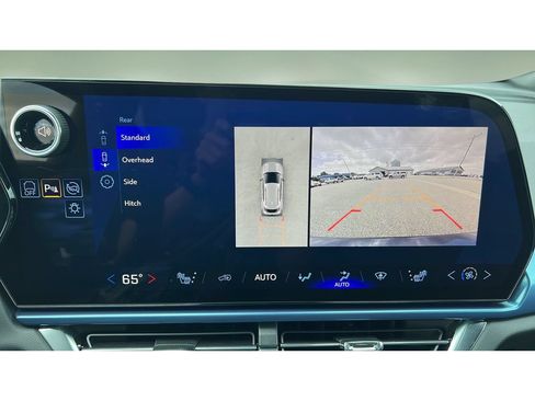 Certified 2025 Chevrolet Equinox EV LT w/ Convenience Package AWD/4WD image 19