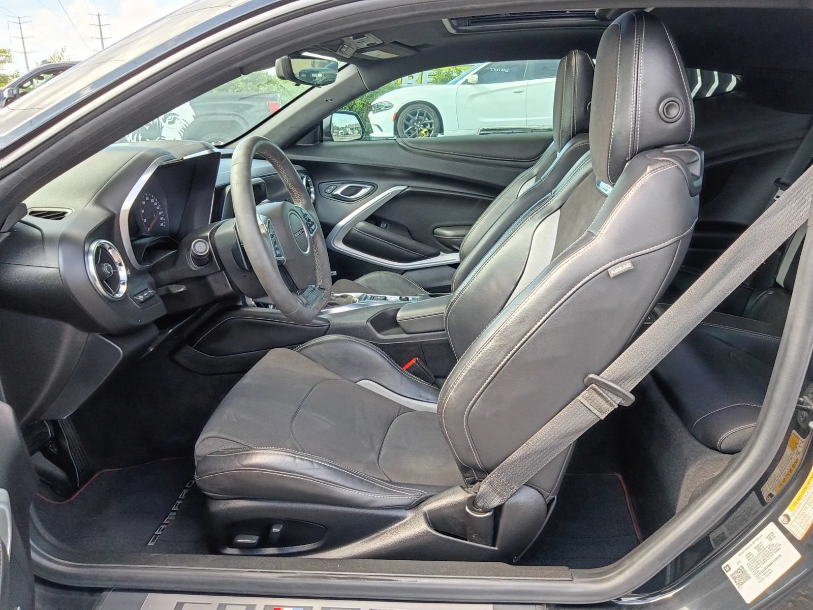 Used 2021 Chevrolet Camaro SS RWD image 28