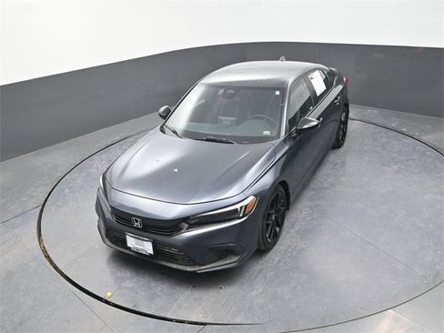 Used 2024 Honda Civic Sport image 11