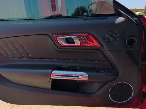 Used 2022 Ford Mustang Premium RWD image 11
