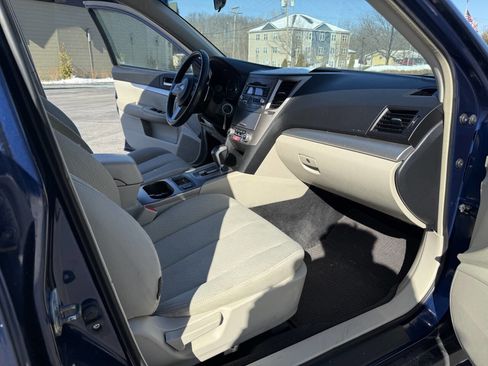 Used 2011 Subaru Outback 2.5i Premium w/ All-Weather Pkg image 13