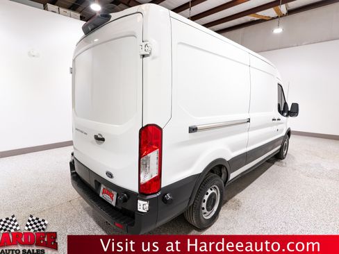 Used 2019 Ford Transit 250 148 Medium Roof RWD image 5