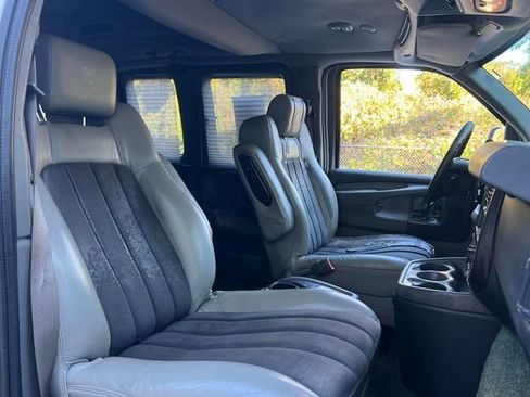 Used 2014 GMC Savana 1500 RWD image 34