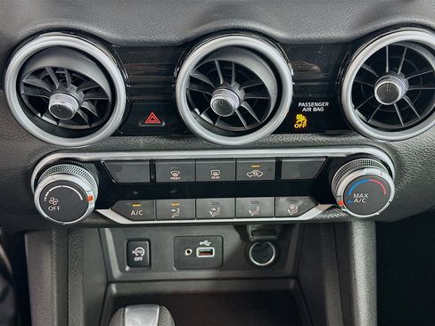 Used 2025 Nissan Sentra S w/ Trunk Package image 22