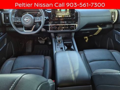 Certified 2024 Nissan Pathfinder SL w/ SL Premium Package FWD image 29