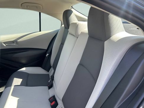 Used 2025 Toyota Corolla LE FWD image 18