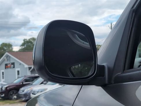 Used 2006 Toyota Sequoia SR5 image 22