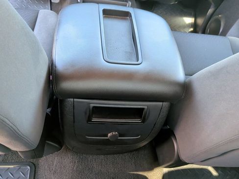 Used 2008 Chevrolet Silverado 1500 LT w/ Texas Edition RWD image 34