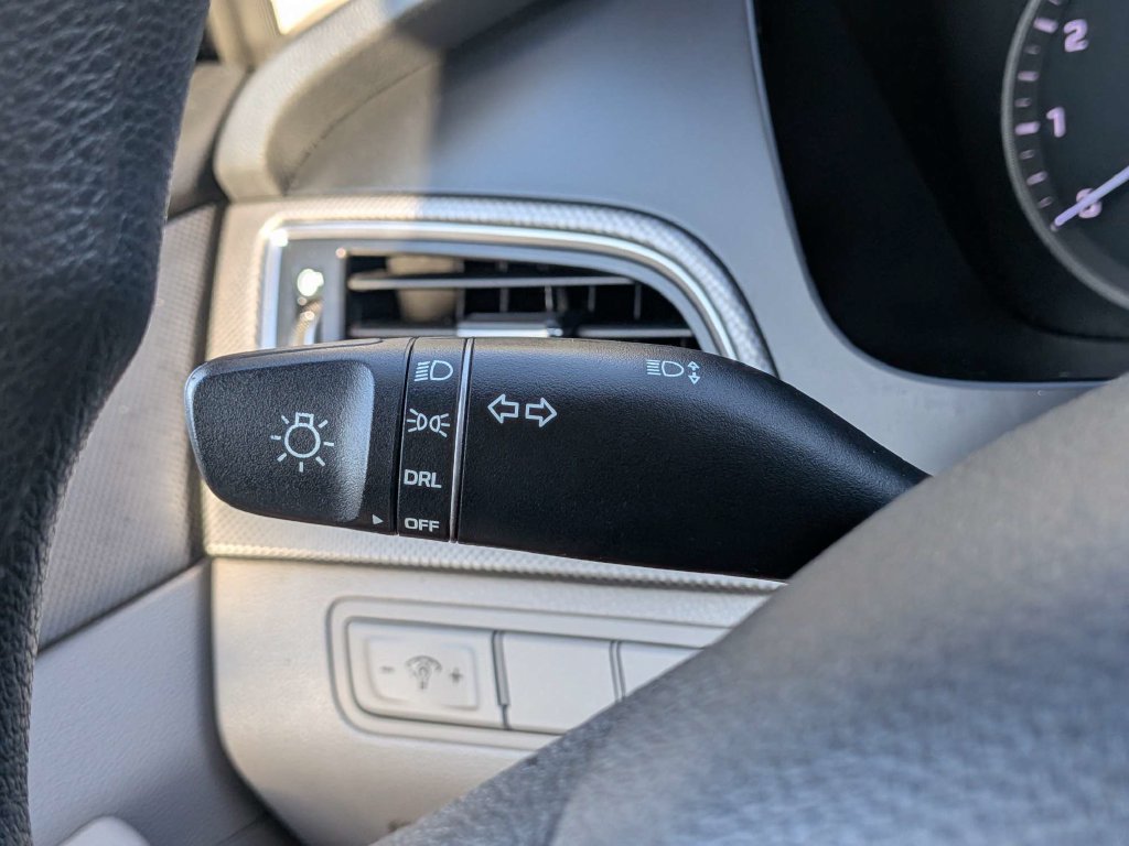 Used 2015 Hyundai Sonata SE FWD image 31