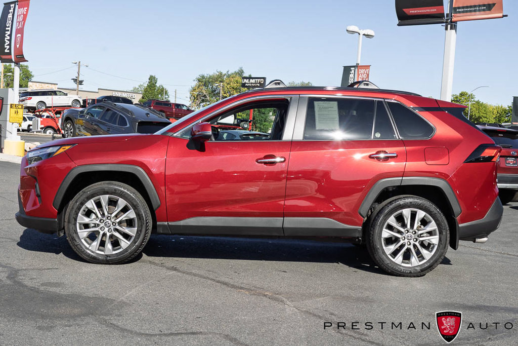 Used 2025 Toyota RAV4 Limited w/ Advanced Technology Package AWD/4WD image 16