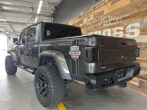 Used 2021 Jeep Gladiator Overland w/ Popular Equipment Package AWD/4WD image 12