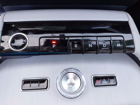 New 2026 Lincoln Navigator L Reserve w/ Jet Appearance Package image 17