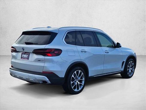 Used 2024 BMW X5 xDrive40i image 5