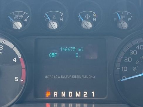 Used 2015 Ford F550 4x4 Crew Cab Super Duty image 15