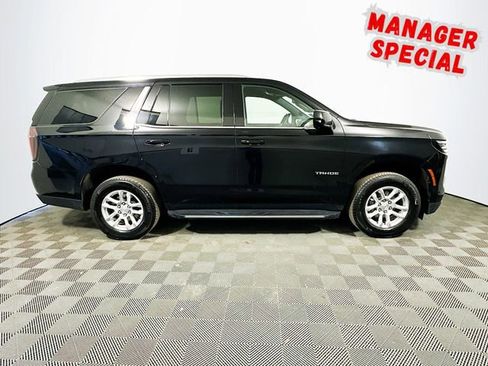 Used 2025 Chevrolet Tahoe LT RWD image 9