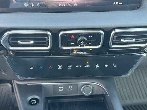 New 2026 Nissan Sentra SV w/ SV Convenience Package FWD image 29