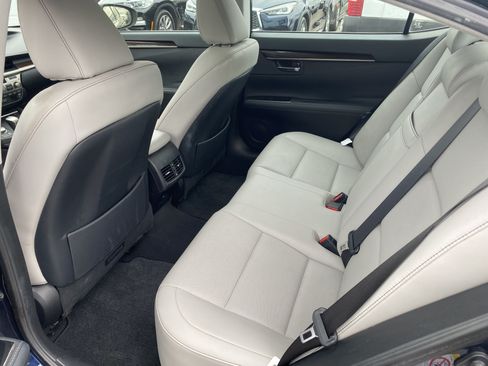 Used 2016 Lexus ES 350 w/ Navigation System Package FWD image 16