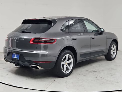Used 2018 Porsche Macan AWD/4WD image 6