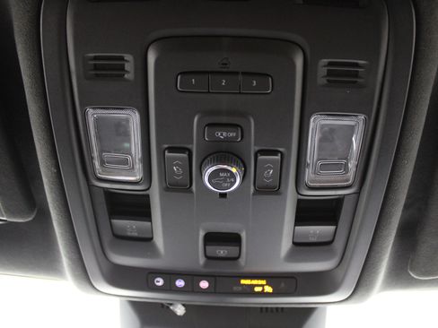 Certified 2024 Cadillac Escalade ESV Sport Platinum image 27