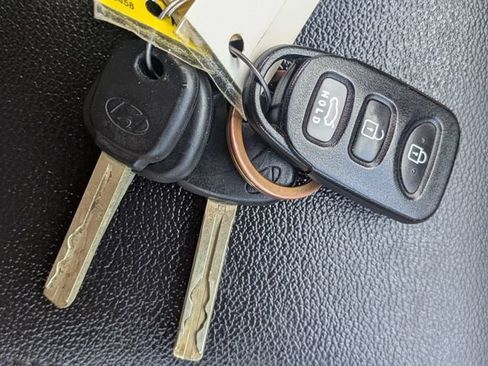 Used 2013 Hyundai Sonata GLS FWD image 30