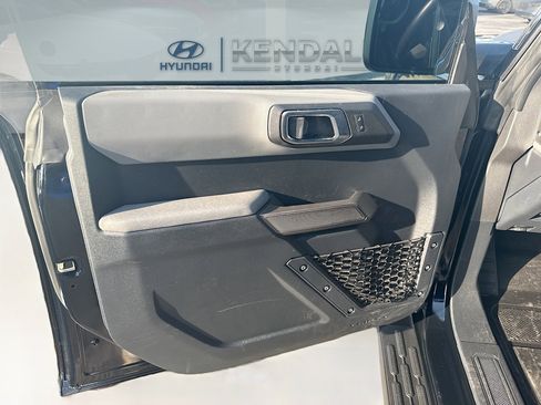 Used 2022 Ford Bronco Black Diamond image 17