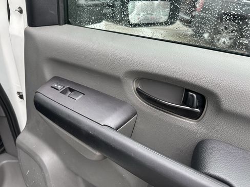 Used 2017 Nissan NV 3500 SL w/ Technology Package image 23