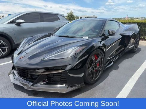 Used 2023 Chevrolet Corvette Z06 w/ Stealth Interior Trim Package RWD image 2