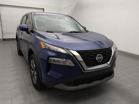 Used 2021 Nissan Rogue SV AWD/4WD image 14