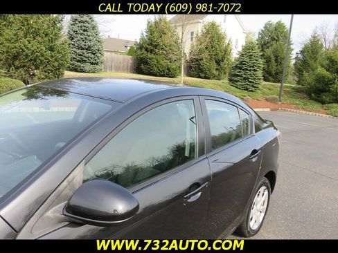 Used 2010 MAZDA MAZDA3 i Touring image 18