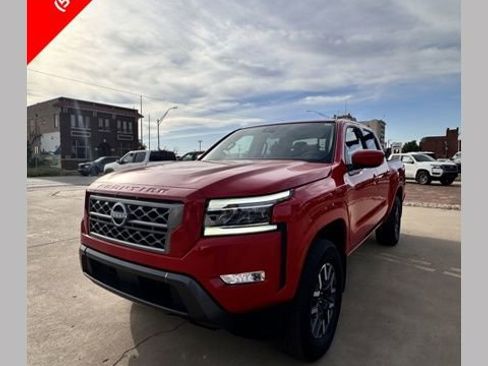 Certified 2024 Nissan Frontier SL w/ Technology Package AWD/4WD image 1