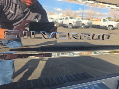 Used 2023 Chevrolet Silverado 1500 LT Trail Boss w/ LT Trail Boss Premium Package image 26