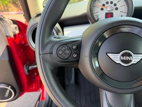 Used 2013 MINI Cooper Hardtop FWD image 16