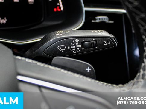 Used 2024 Audi Q8 Premium Plus w/ Premium Plus Package image 32