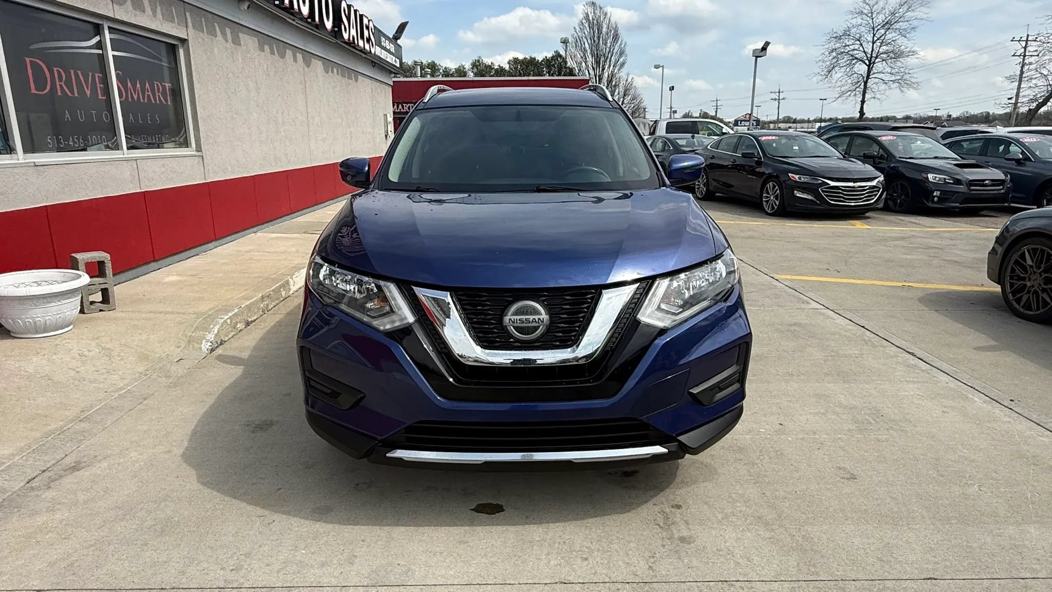 Used 2018 Nissan Rogue SV FWD image 5