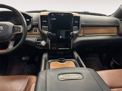 Used 2023 RAM 1500 Limited image 10