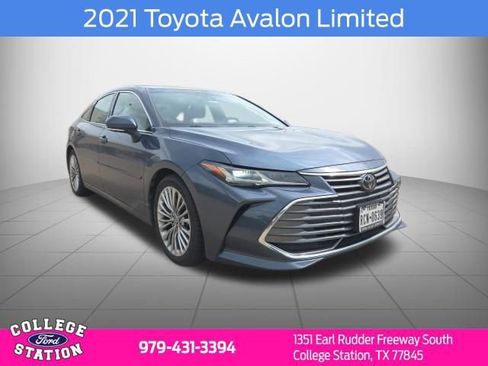 Used 2021 Toyota Avalon Limited FWD image 1