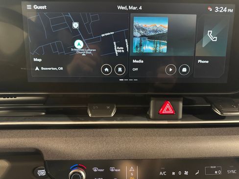 New 2026 Kia Carnival EX image 17