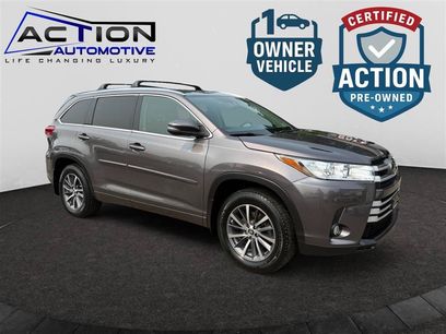 Used 2017 Toyota Highlander XLE