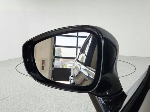 Used 2017 Chrysler Pacifica Touring-L FWD image 14