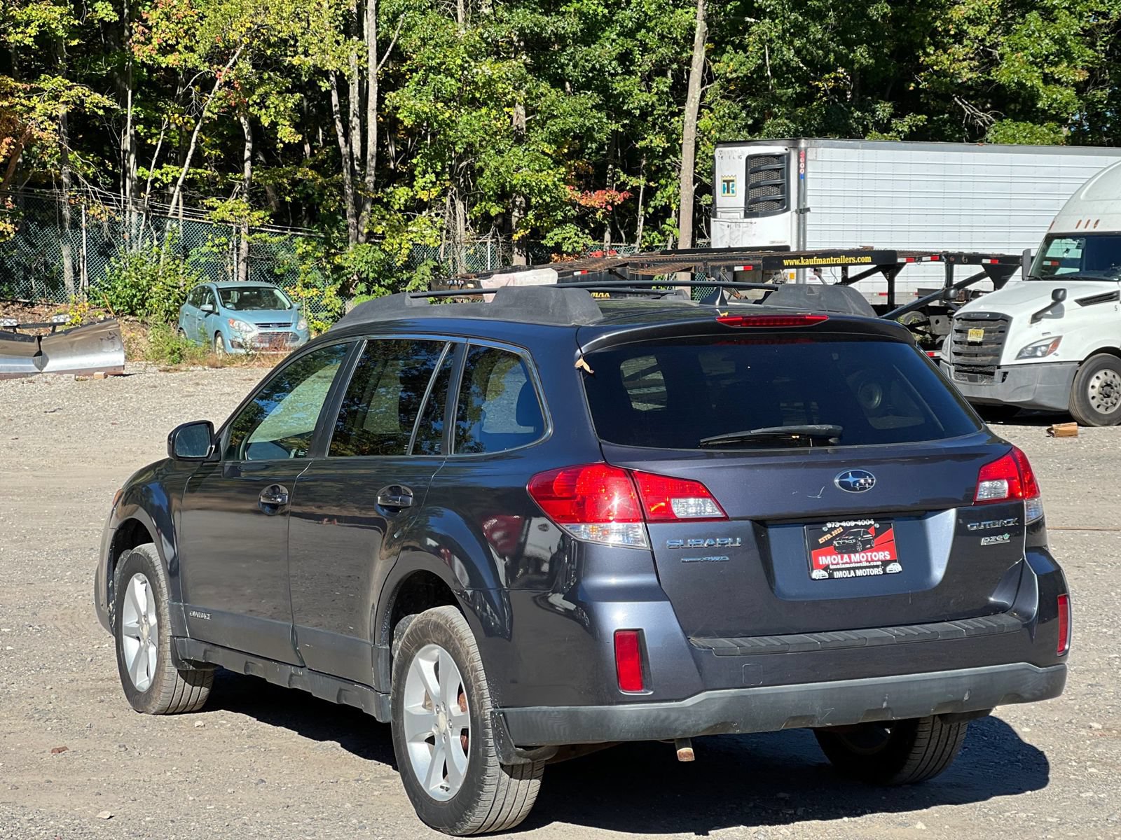 Used 2014 Subaru Outback 2.5i Premium AWD/4WD image 4