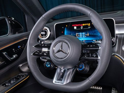 New 2026 Mercedes-Benz GLC 43 AMG 4MATIC image 14