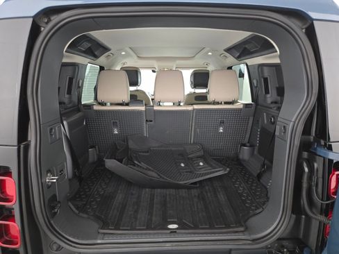 Used 2020 Land Rover Defender 110 HSE image 15