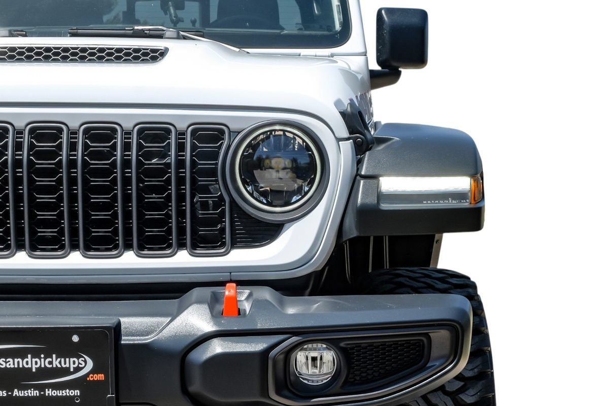 Used 2024 Jeep Gladiator Mojave w/ Convenience Group AWD/4WD image 50