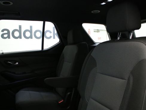 Used 2023 Chevrolet Traverse LT w/ LPO, Floor Liner Package image 31