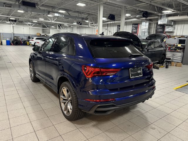 Certified 2023 Audi Q3 2.0T Premium w/ Black Optic Sport Package AWD/4WD image 7