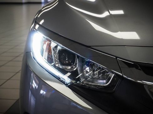 Used 2018 Honda Civic EX-T image 27