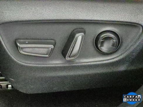 Used 2024 Toyota Grand Highlander AWD Hybrid image 15