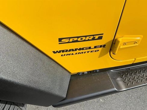 Used 2015 Jeep Wrangler Unlimited Sport w/ Quick Order Package 24S image 15