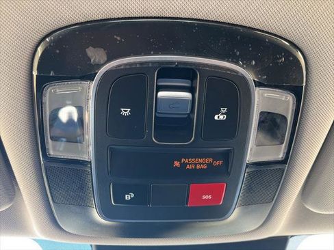 New 2025 Hyundai Sonata Limited image 11