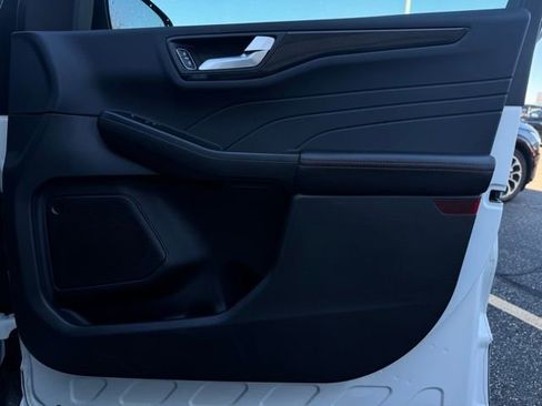 Used 2023 Ford Escape ST-Line w/ Tech Pack #1 image 16